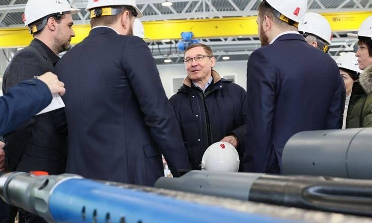 Владимир Якушев: «Машиностроительным предприятиям, работающим на  нефтегазовую отрасль, нужно быстро занять ниши и наладить выпуск отечественной продукции»