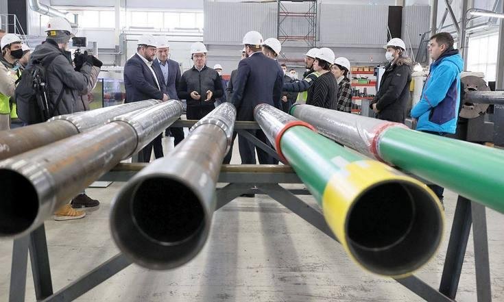 Владимир Якушев: «Машиностроительным предприятиям, работающим на  нефтегазовую отрасль, нужно быстро занять ниши и наладить выпуск отечественной продукции»