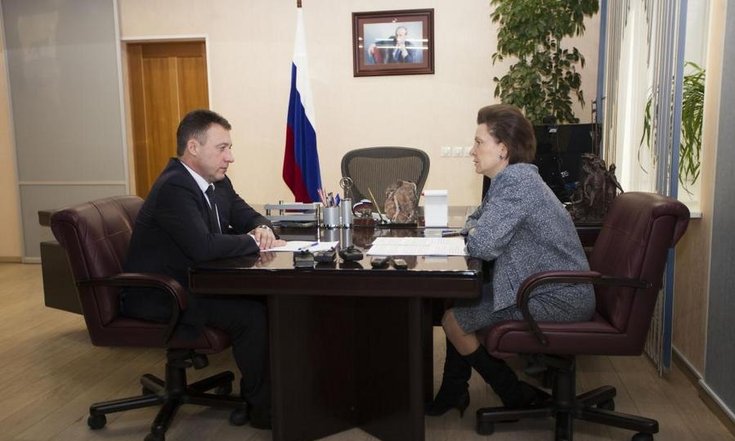 Игорь Холманских провел рабочую встречу с губернатором Ханты-Мансийского автономного округа Натальей Комаровой