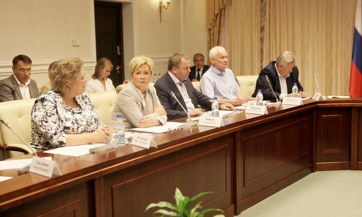 А.Моисеев провел заседание рабочей группы по развитию технологий ядерной медицины в Уральском федеральном округе