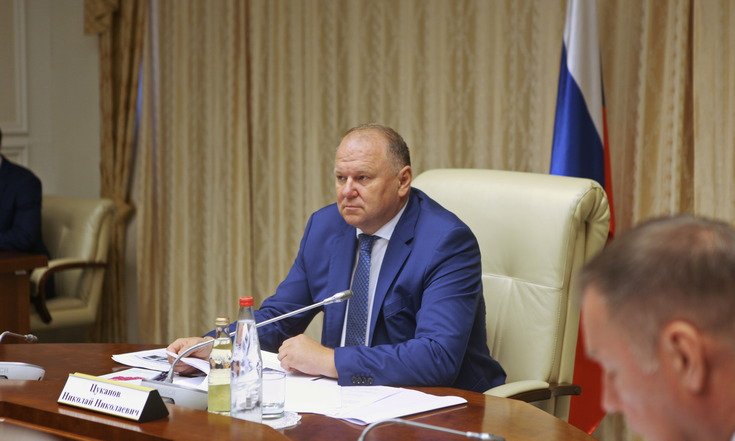 Николай Цуканов провел совещание, в ходе которого были подведены итоги исполнения поручений