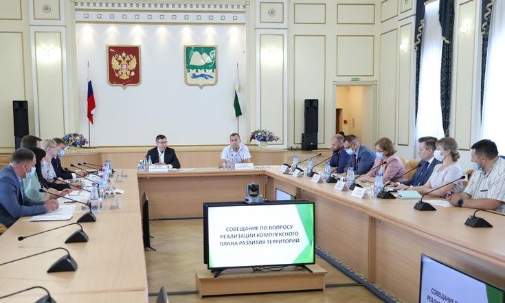 Владимир Якушев: «При комплексной застройке территорий важно, чтобы и жители получили полноценное жильё, и территория  – благоустройство»