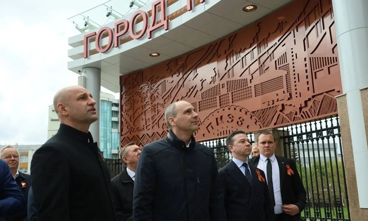Шествие исторической техники в Верхней Пышме