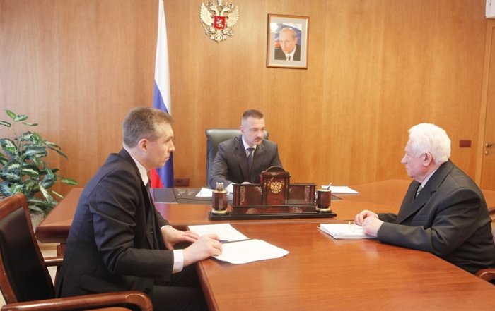 Заместитель полномочного представителя Президента Российской Федерации Александр Калиберда провел личный прием граждан