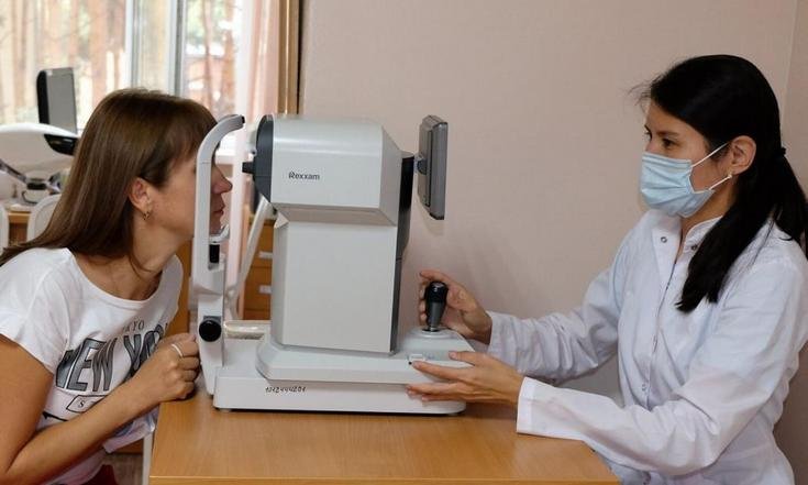 Четыре бесконтактных тонометра получили офтальмологи Тюменского района