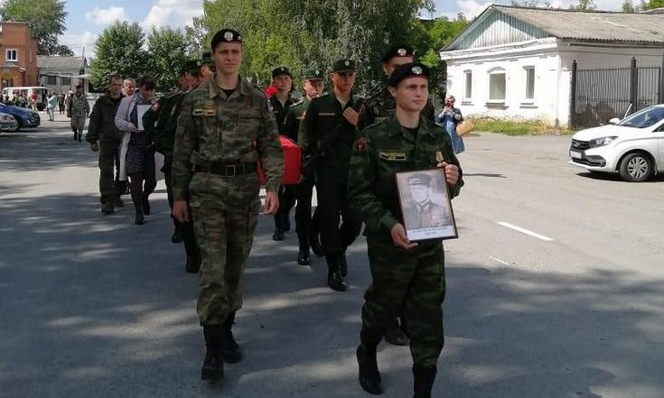 Захоронение красноармейца, Туринск