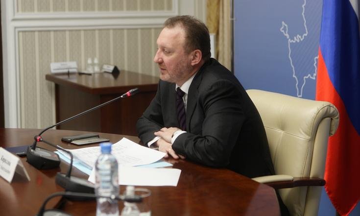Борис Кириллов провёл заседание Окружной комиссии по делам казачества