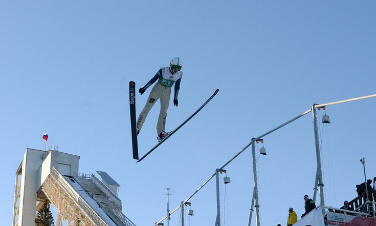 В Нижнем Тагиле стартовали Международные соревнования по прыжкам на лыжах с трамплина