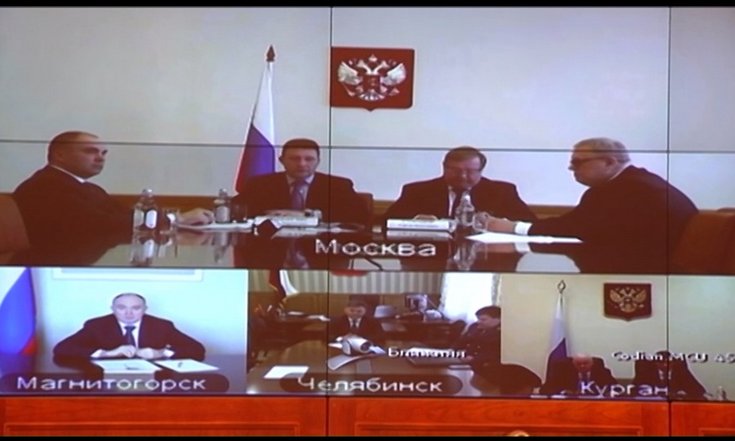 Игорь Холманских провел совещание по вопросам реализации региональных адресных программ переселения граждан из аварийного жилья