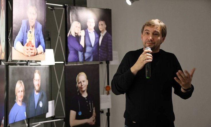 В Нижневартовске открылась медиавыставка «Югра – Донбасс. Добровольцы»