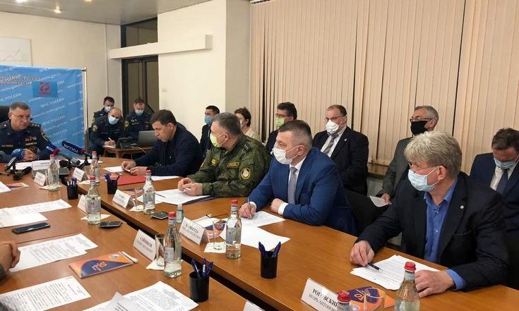 Заседание с Зиничевым