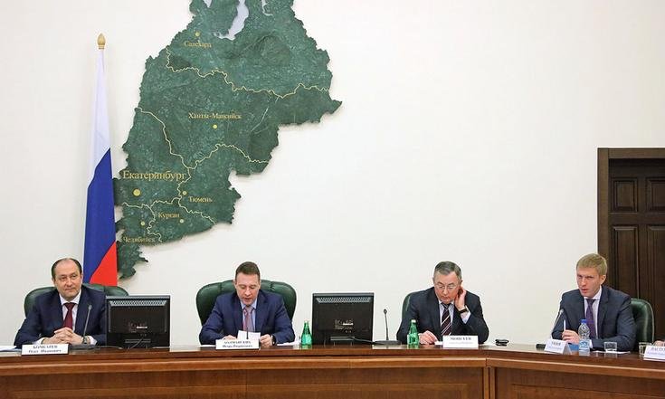 Игорь Холманских провел окружное совещание по вопросам диверсификации производства на оборонных предприятиях