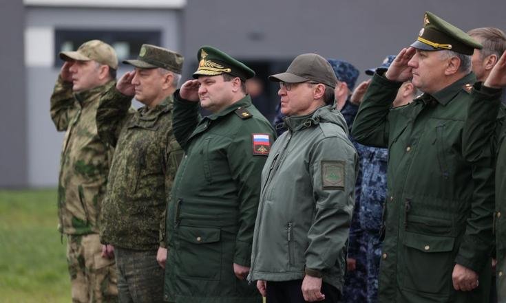 Владимир Якушев принял участие в открытии соревнований по армейской тактической стрельбе