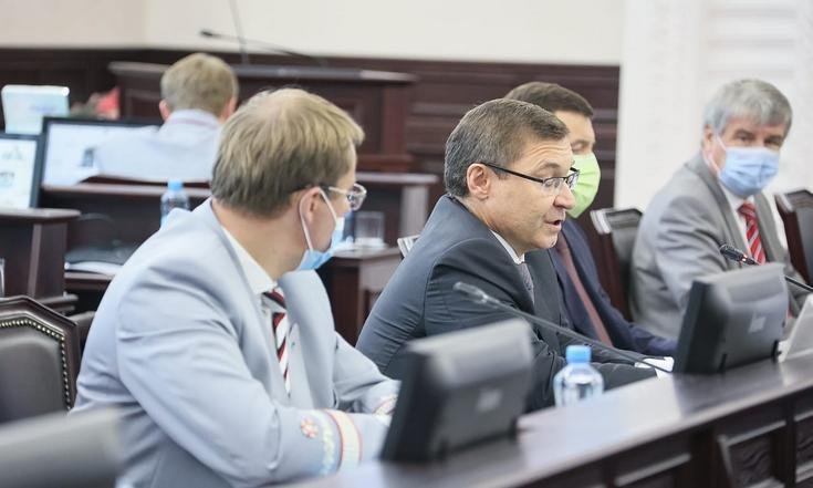 Владимир Якушев: «Правильно выстроенная кадровая политика - залог успеха любого дела»