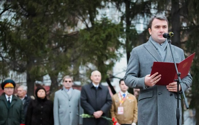 Митинг на Аллее Славы в Челябинске