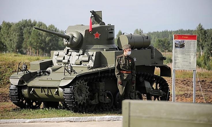 Международный военно-технический форум «Армия-2020» в Екатеринбурге