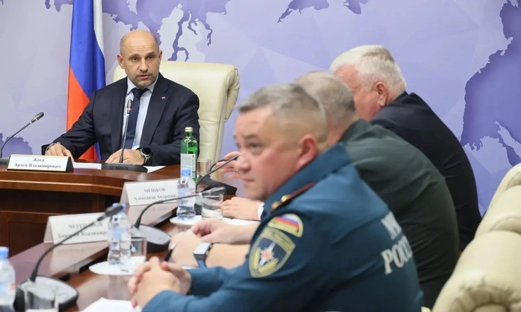 Совещание по вопросу готовности общеобразовательных организаций к началу нового учебного года