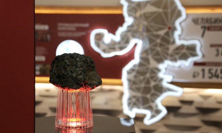 Золото, медь, робот Федор, каслинское литье и метеорит: в Совете Федерации проходит выставка Челябинской области