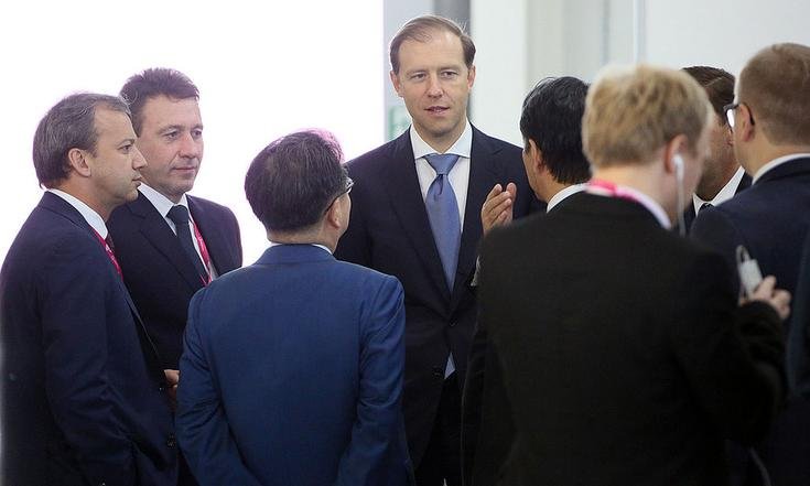 Игорь Холманских вместе с Президентом Российской Федерации Владимиром Путиным посетил международную выставку ИННОПРОМ-2017
