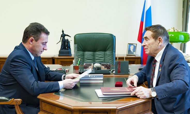 Встреча с Лёвиным