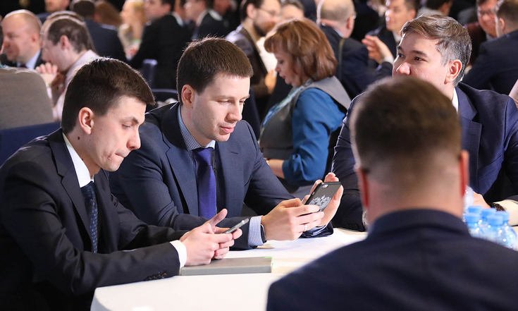 Помощник полпреда Евгений Гурарий вышел в финал конкурса «Лидеры России»