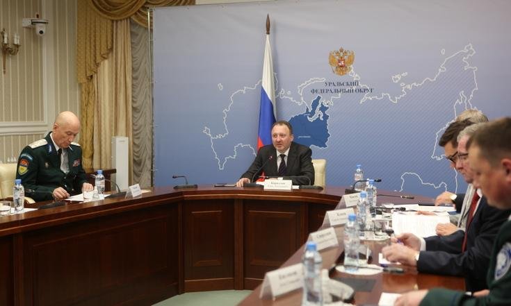 Борис Кириллов провёл заседание Окружной комиссии по делам казачества