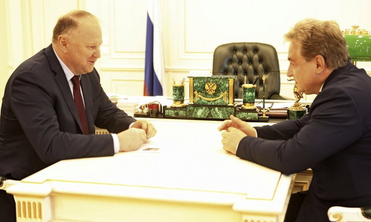 Рабочая Николая Цуканова с заместителем Генерального прокурора Российской Федерации Юрием Пономаревым