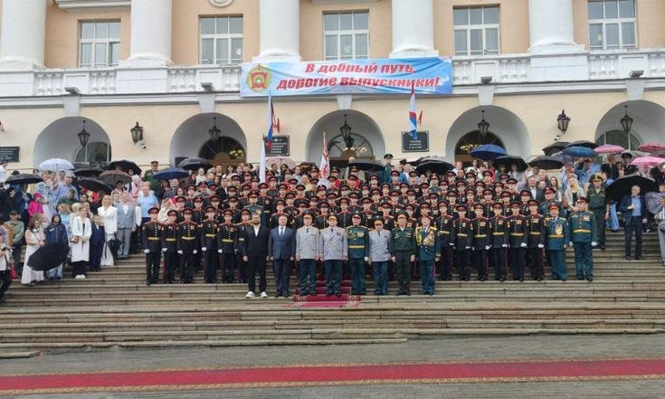 Торжественный выпуск Екатеринбургского суворовского военного училища